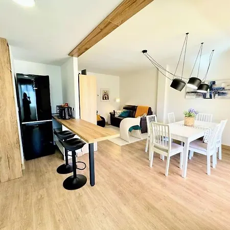 Estrella Bermeja * Estepona