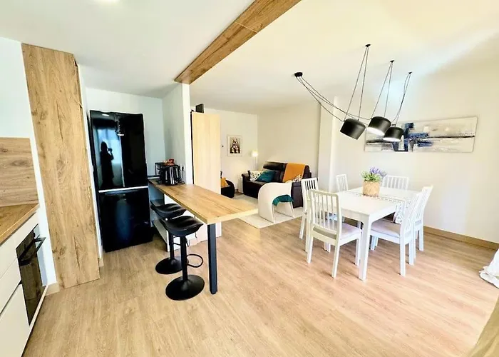 Estrella Bermeja * Estepona